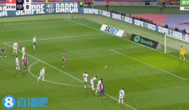 老当益壮！36岁莱万本赛季为巴萨各项赛事34场直接参与35球