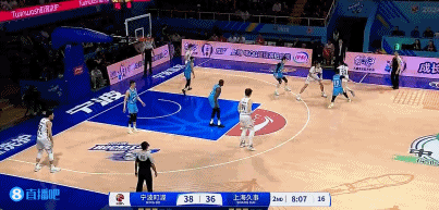 首个运动战进球！布莱德索撤步回拉 不讲理干拔三分反超比分！